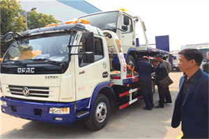 咸丰汽车道路救援拖车价格